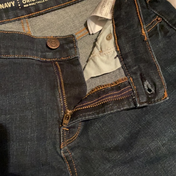Old Navy Mid-rise Size 6 Straight Leg Jeans - Picture 4 of 9